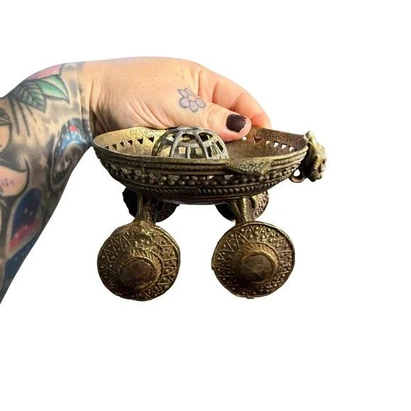 Antique Indian Dhokra Art Nandi Bull Ritual Cart, Chariot Incense Burner, Altar - Picture 7 of 7